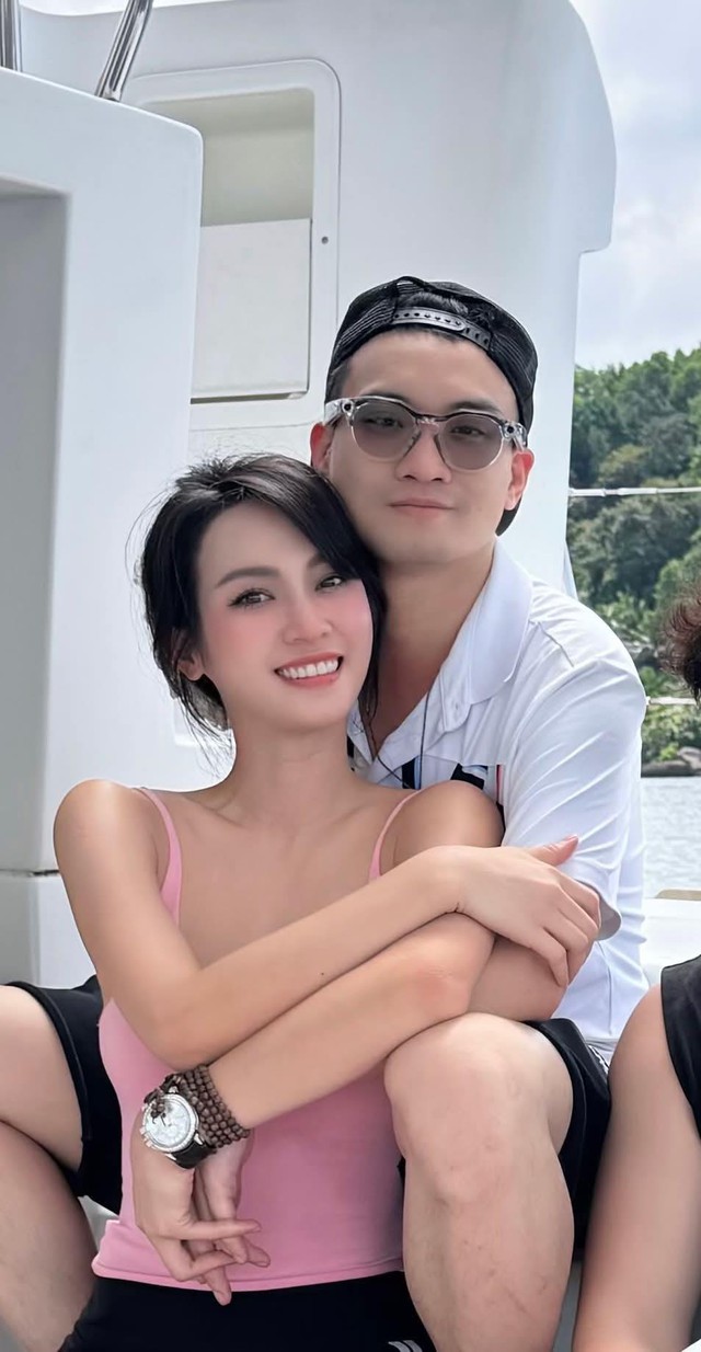 Vũ Th&uacute;y Quỳnh v&agrave; Đức Phạm